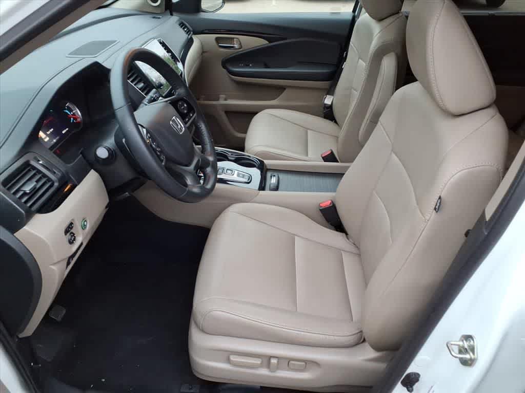 Thumbnail: 2020 Honda Pilot - 14