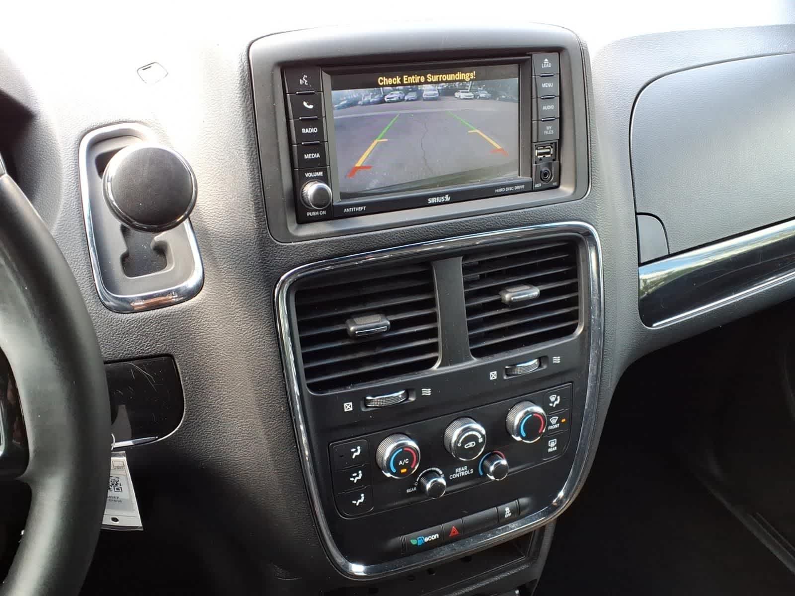 Thumbnail: 2019 Dodge Grand Caravan - 23