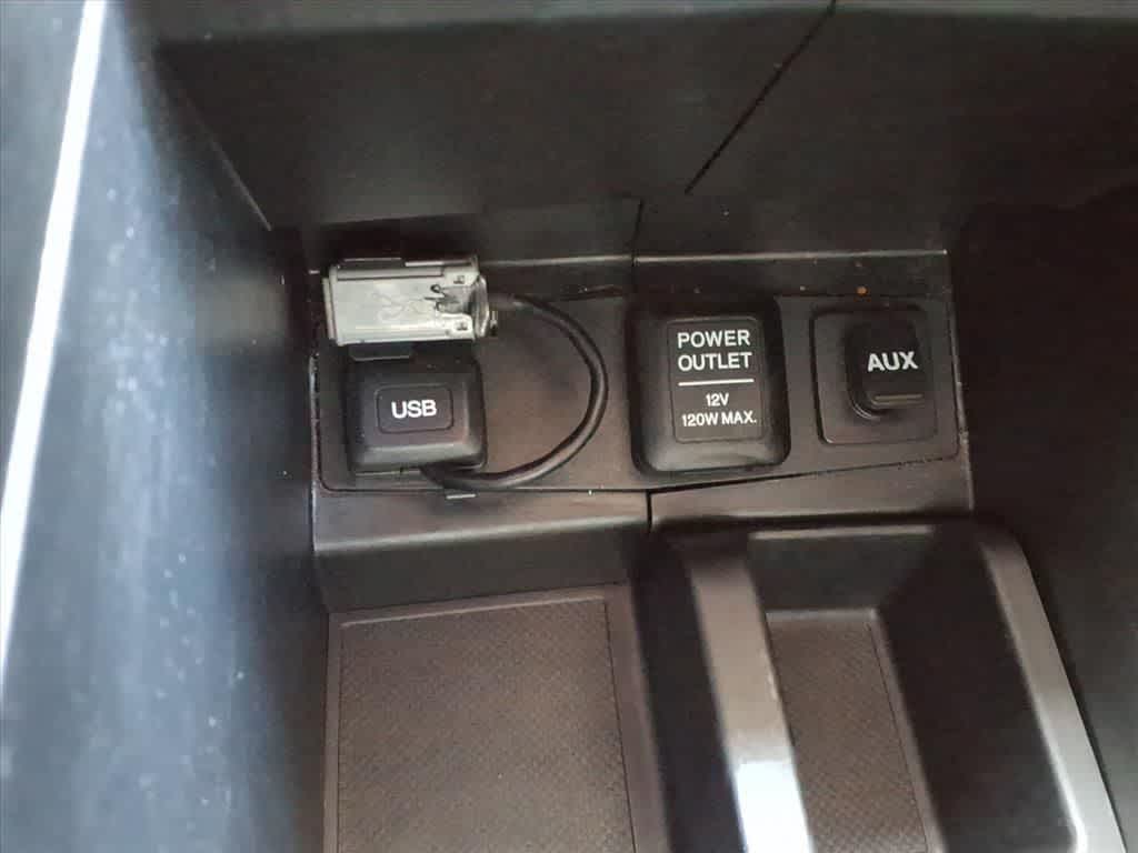 Thumbnail: 2012 Honda CR-V - 24