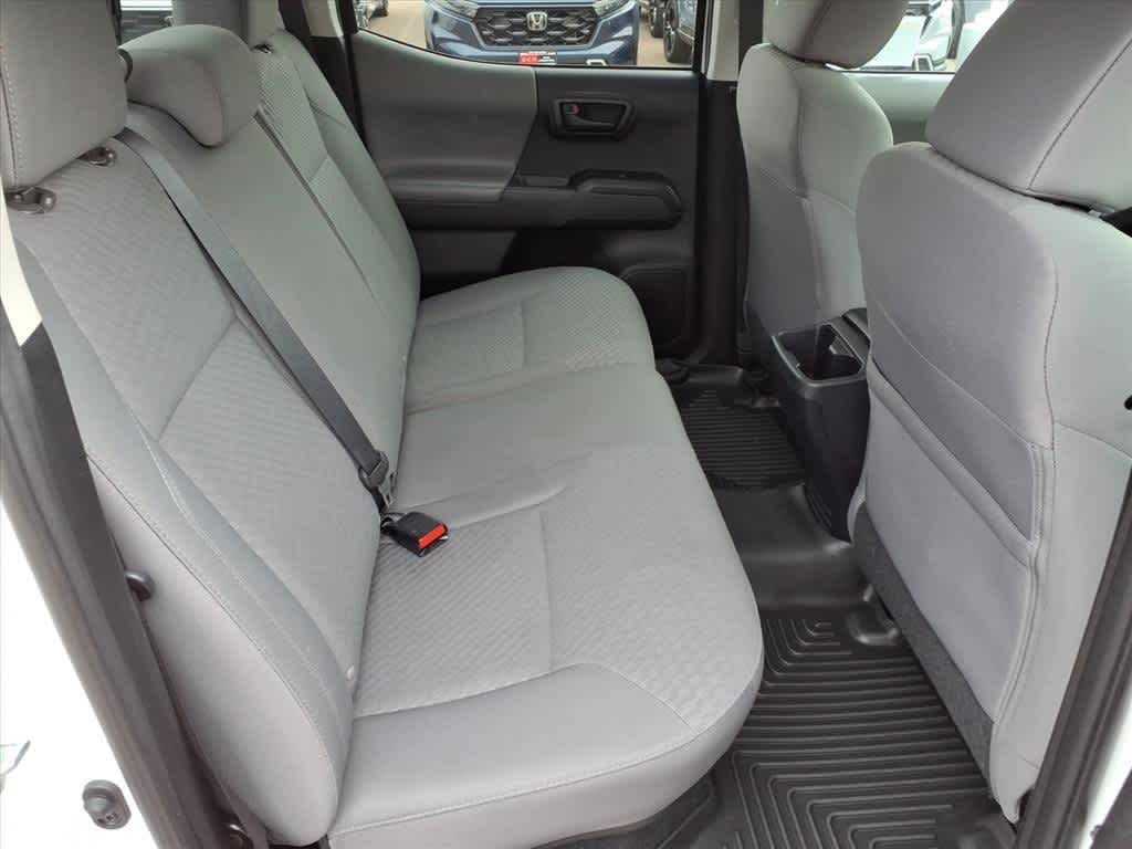 Thumbnail: 2021 Toyota Tacoma - 12