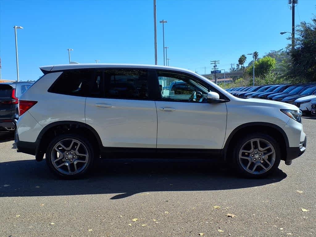 Thumbnail: 2023 Honda Passport - 4