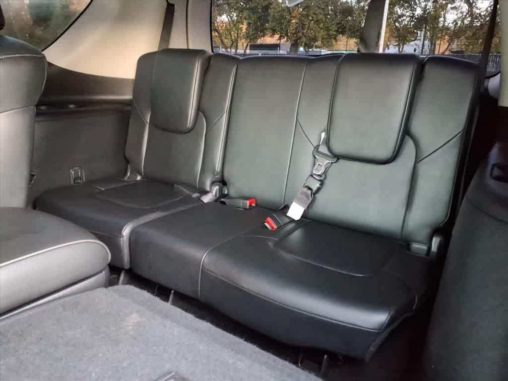 Thumbnail: 2022 INFINITI QX80 - 10