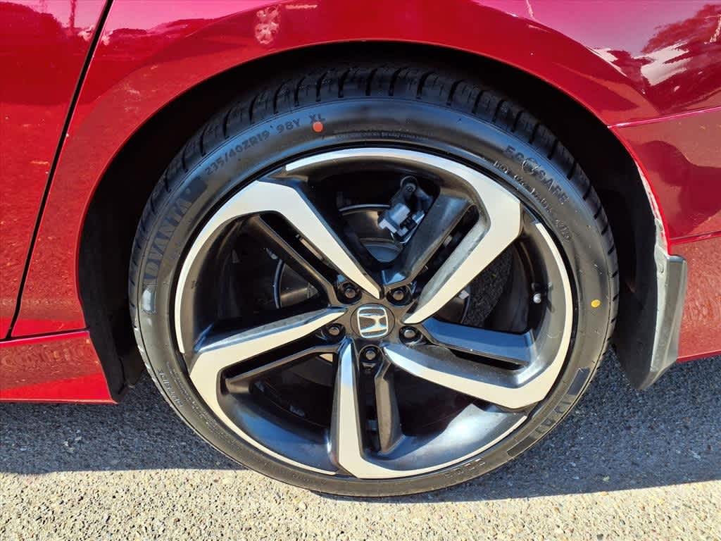 Thumbnail: 2018 Honda Accord - 9
