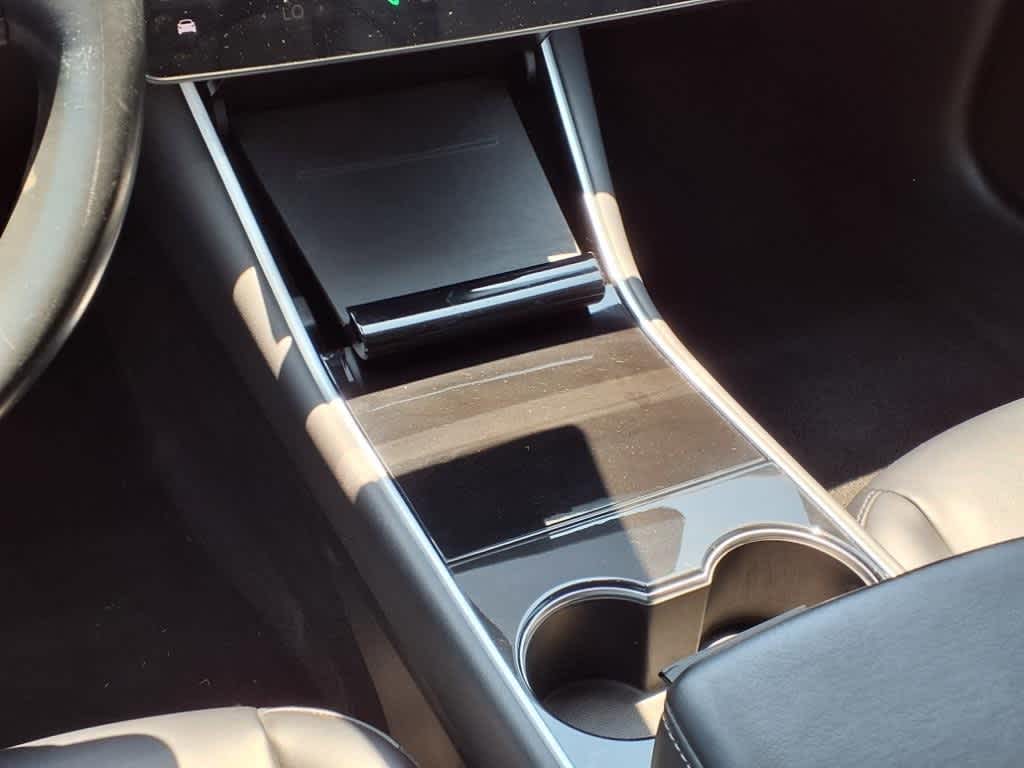 Thumbnail: 2018 Tesla Model 3 - 22