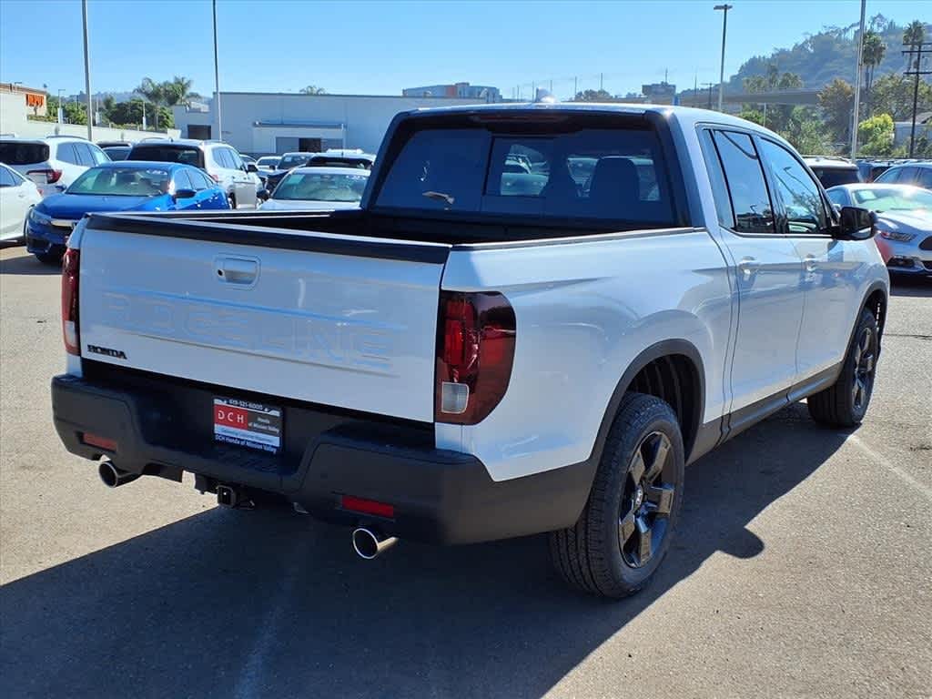 2026 Honda Ridgeline Black Edition photo 4