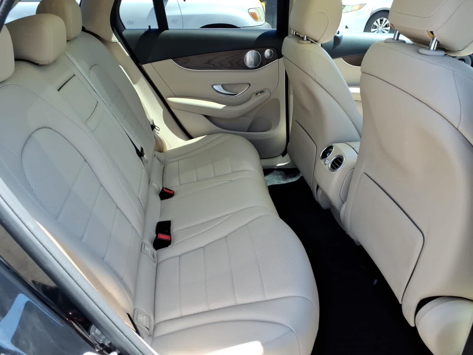 2019 Mercedes-Benz GLC GLC350e - Photo 12