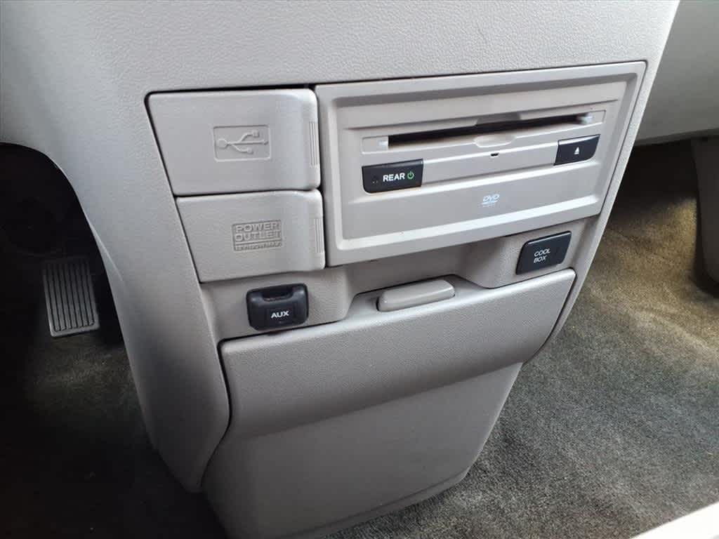 Thumbnail: 2016 Honda Odyssey - 23