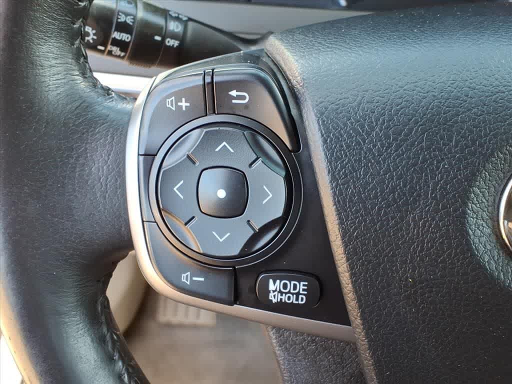 Thumbnail: 2013 Toyota Camry - 15