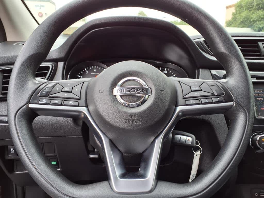 Thumbnail: 2019 Nissan Rogue Sport - 15