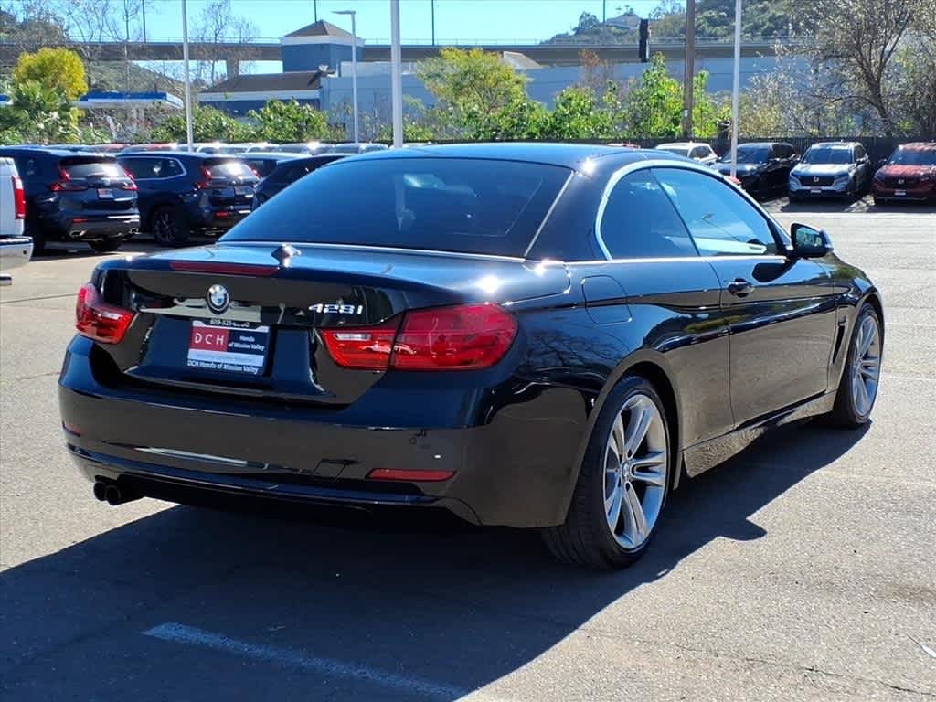 Thumbnail: 2016 BMW 4 Series - 4