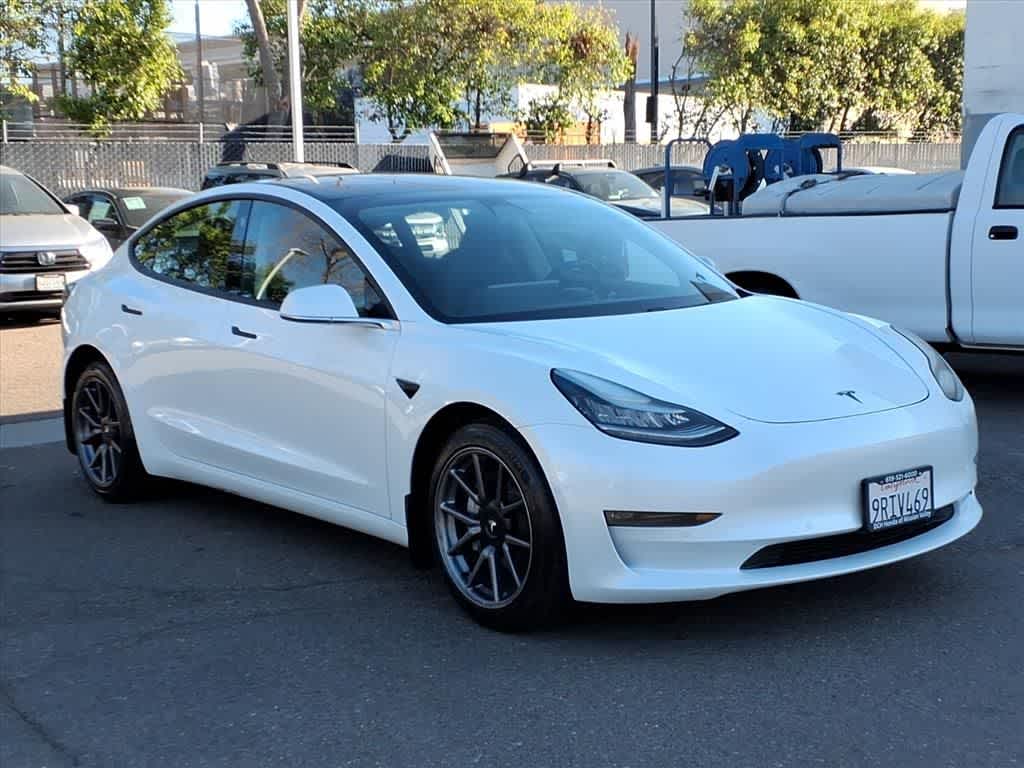 Thumbnail: 2019 Tesla Model 3 - 3