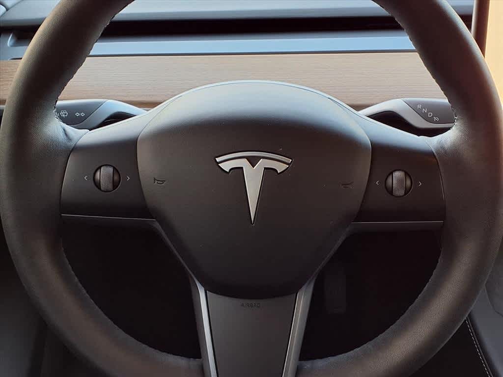 Thumbnail: 2022 Tesla Model Y - 19