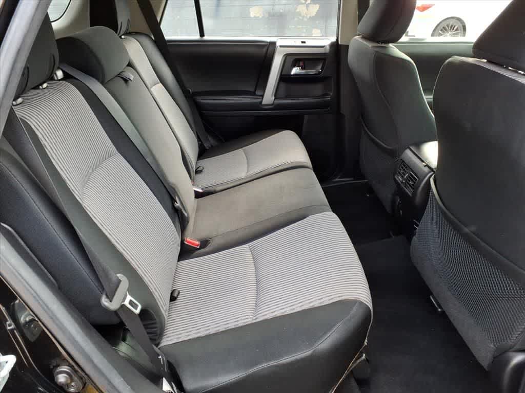 Thumbnail: 2014 Toyota 4Runner - 13