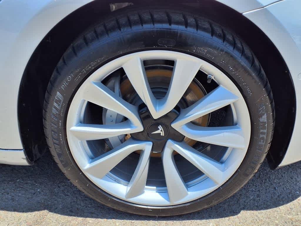 Thumbnail: 2018 Tesla Model 3 - 9