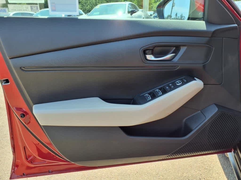2023 Honda Accord LX 13