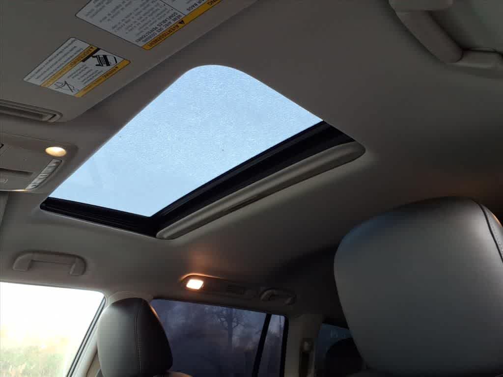 Thumbnail: 2022 INFINITI QX80 - 16