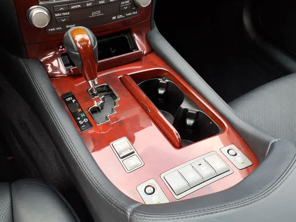 Thumbnail: 2010 Lexus LS - 23