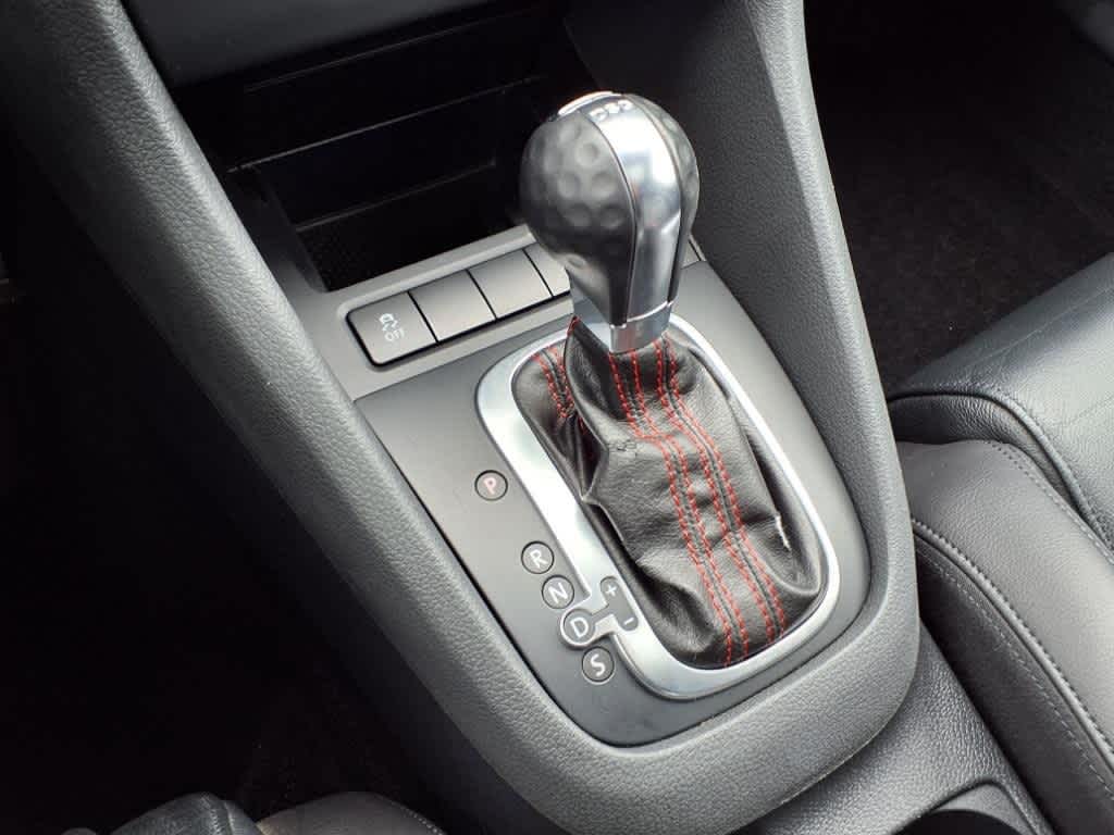 Thumbnail: 2013 Volkswagen Golf - 22