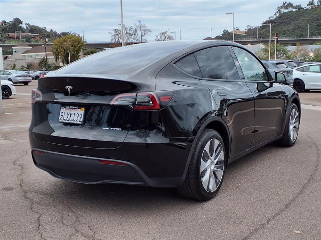 Thumbnail: 2024 Tesla Model Y - 4