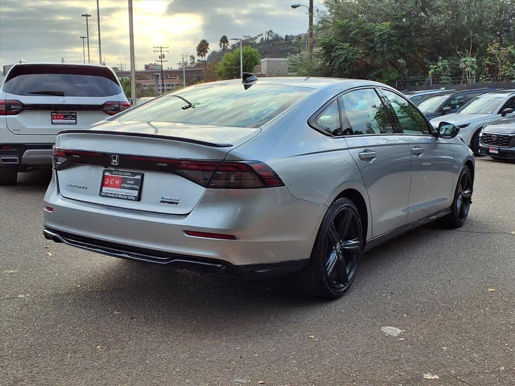 2024 Honda Accord Hybrid Sport-L photo 4