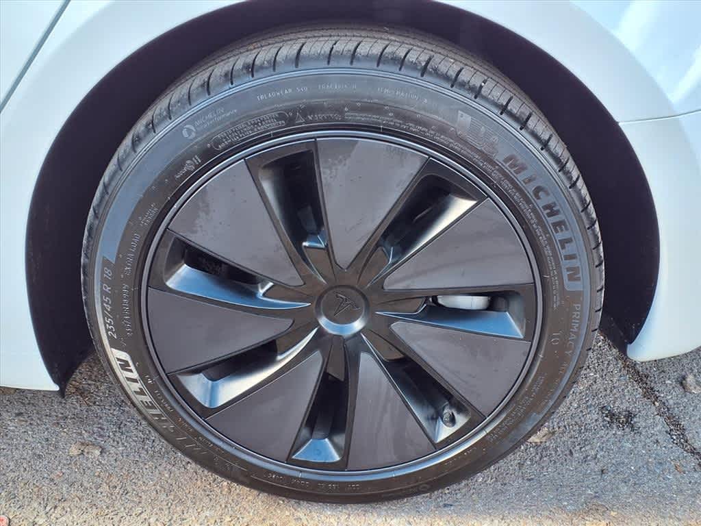 Thumbnail: 2025 Tesla Model 3 - 9