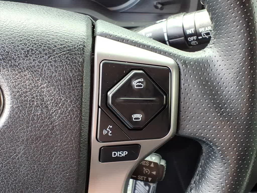 Thumbnail: 2014 Toyota 4Runner - 19