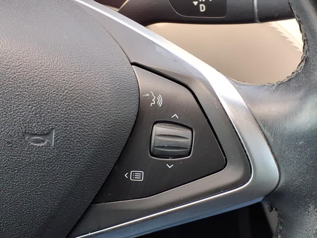 Thumbnail: 2015 Tesla Model S - 19