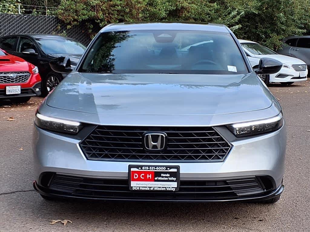 2024 Honda Accord Hybrid Sport-L photo 2
