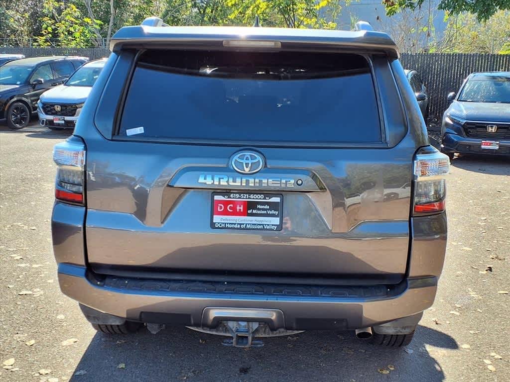Thumbnail: 2018 Toyota 4Runner - 5