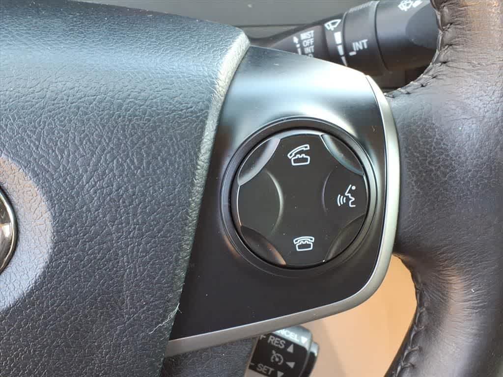 Thumbnail: 2013 Toyota Camry - 16