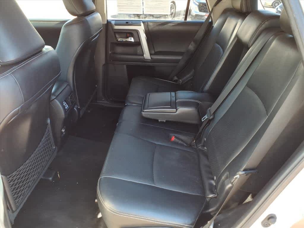 Thumbnail: 2014 Toyota 4Runner - 9