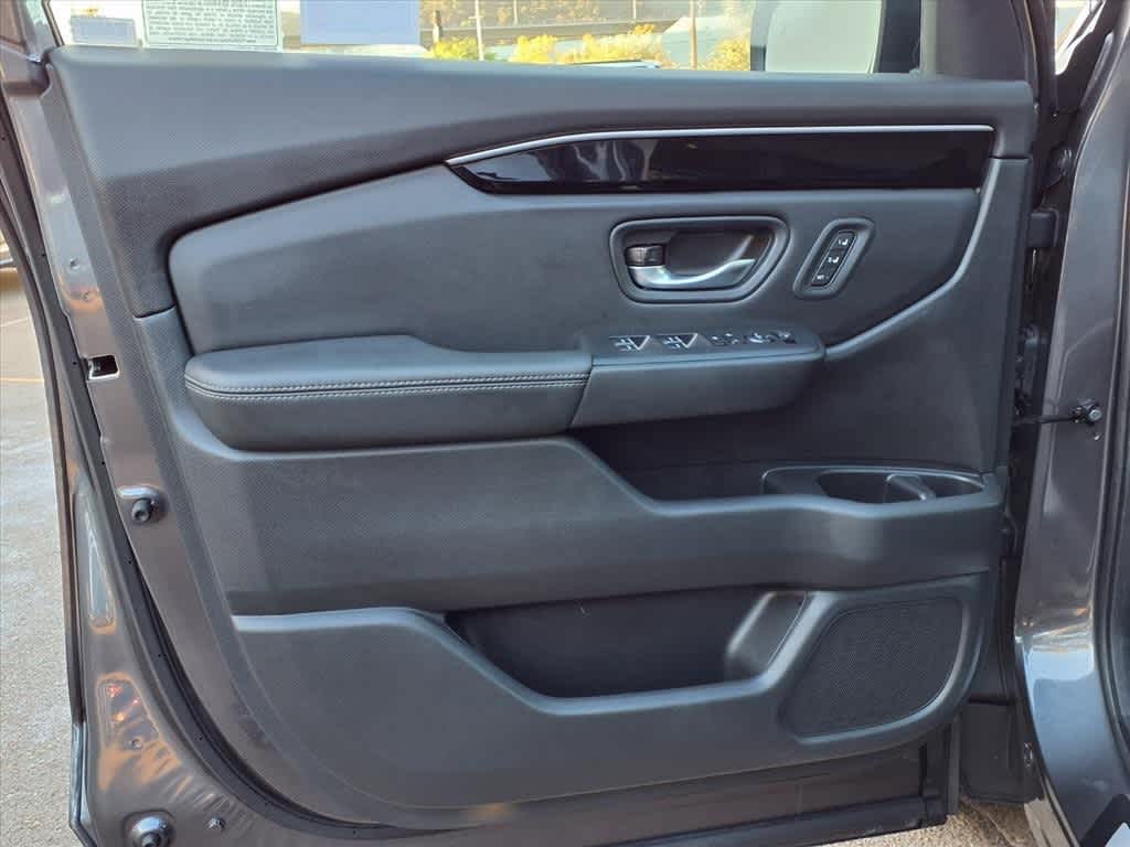 Thumbnail: 2025 Honda Pilot - 14