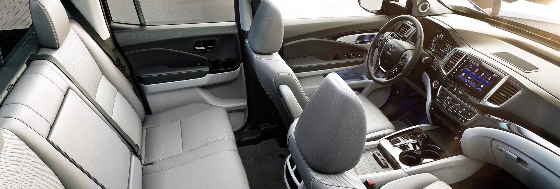 2020 Honda Ridgeline Interior Features