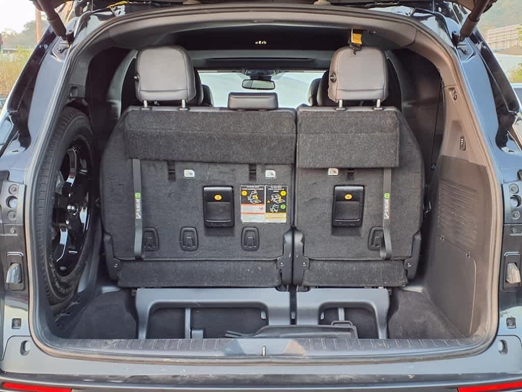 Thumbnail: 2024 Toyota Sienna - 6