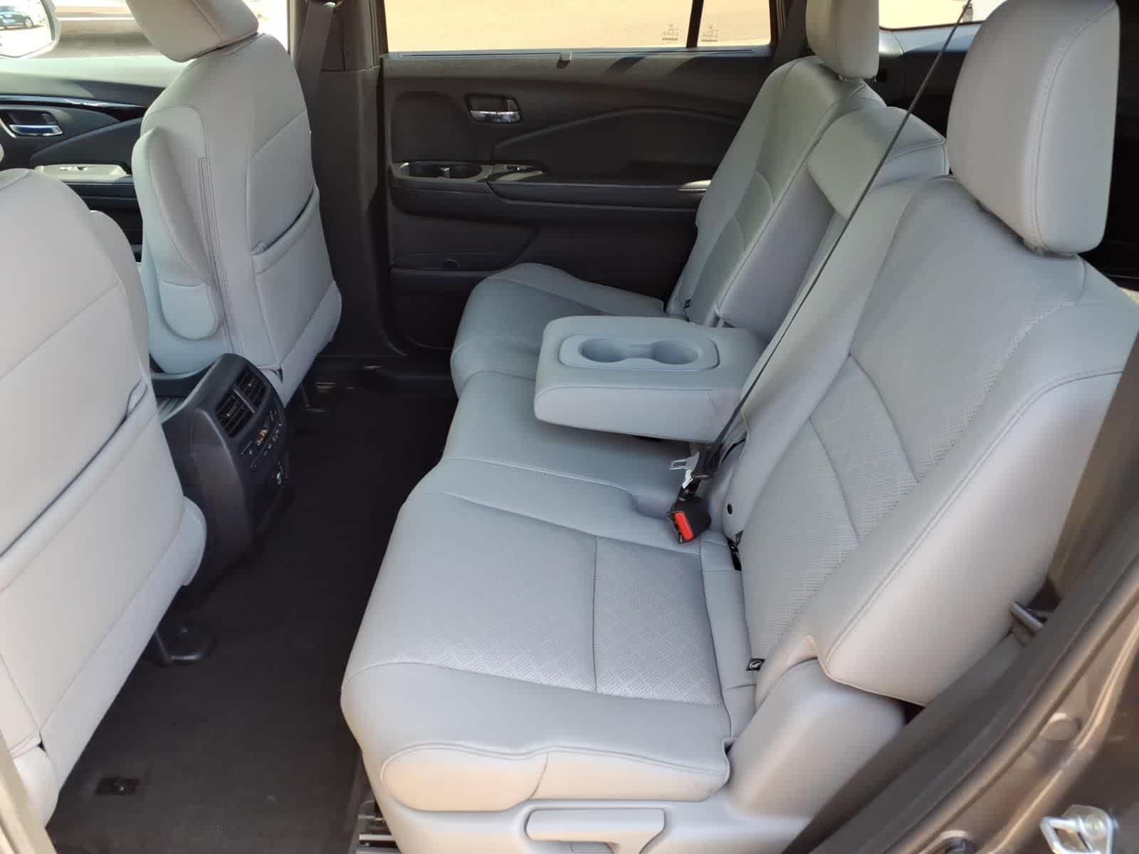 Thumbnail: 2019 Honda Passport - 9