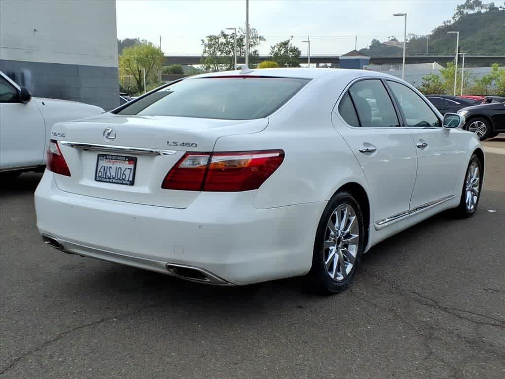 Thumbnail: 2010 Lexus LS - 4
