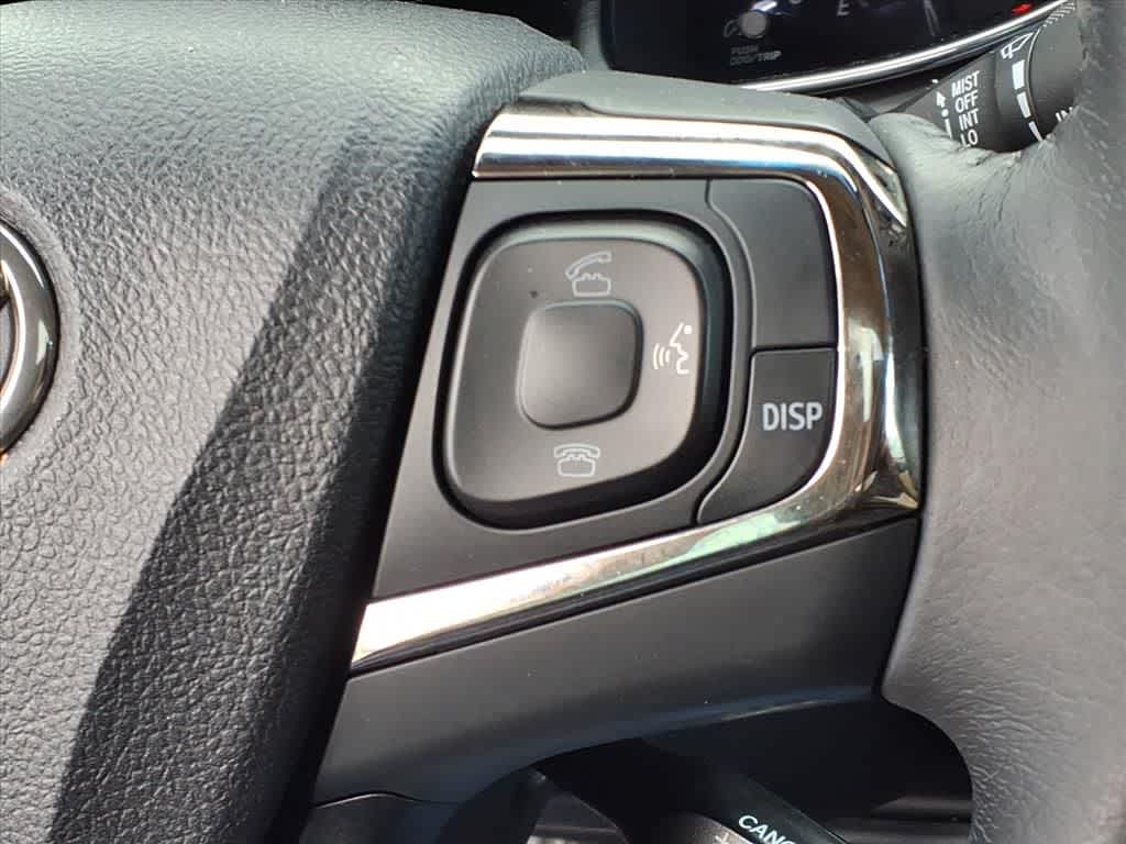 Thumbnail: 2014 Toyota Avalon - 18