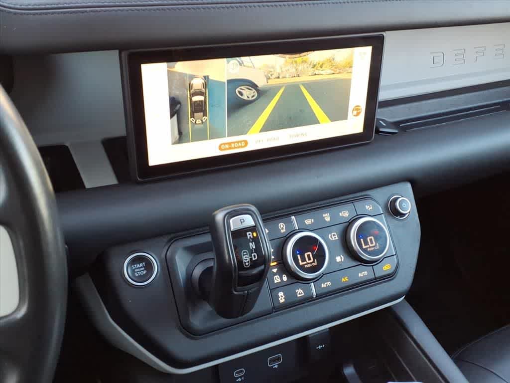 Thumbnail: 2020 Land Rover Defender - 21