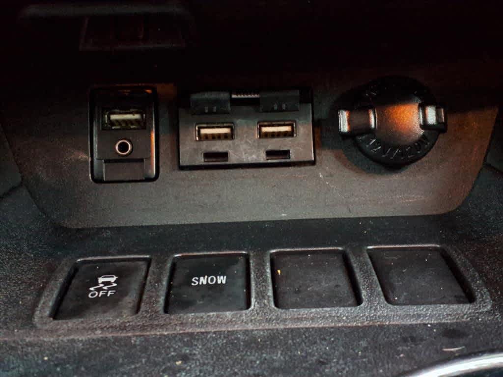 Thumbnail: 2019 Toyota Highlander - 24