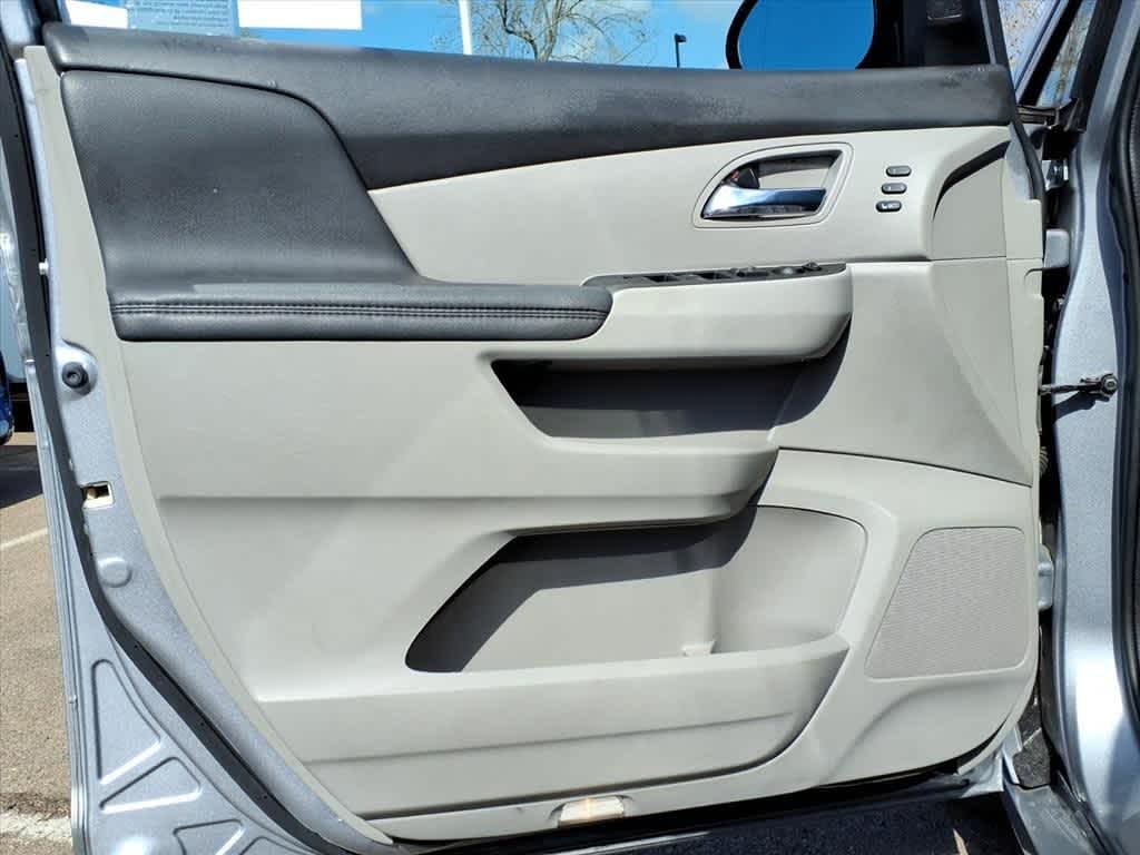 Thumbnail: 2016 Honda Odyssey - 13