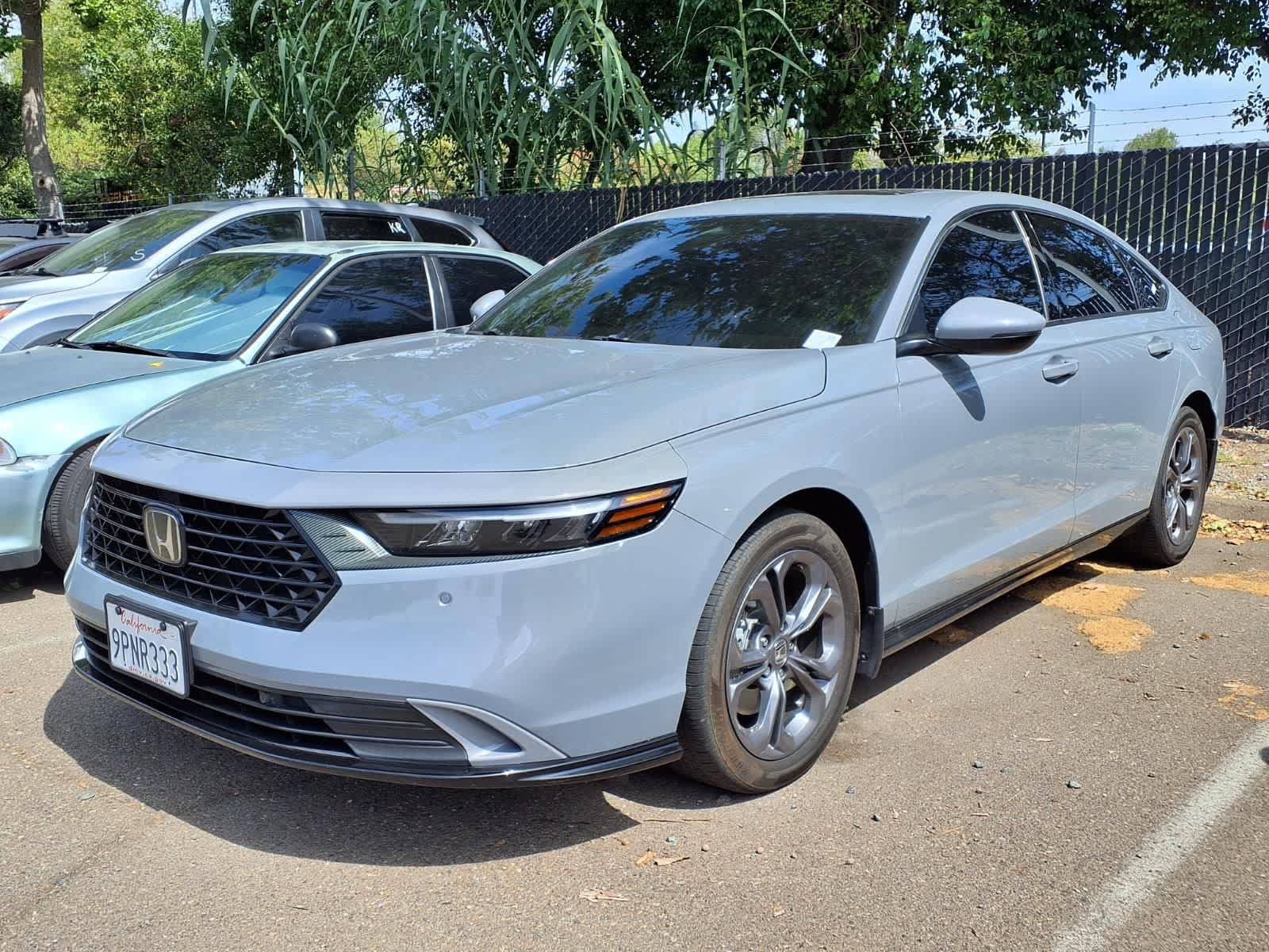 2024 Honda Accord Hybrid EX-L's photo