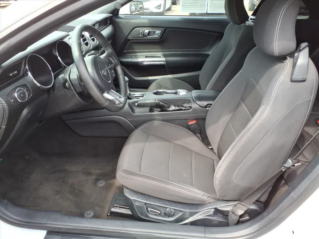 Thumbnail: 2015 Ford Mustang - 12