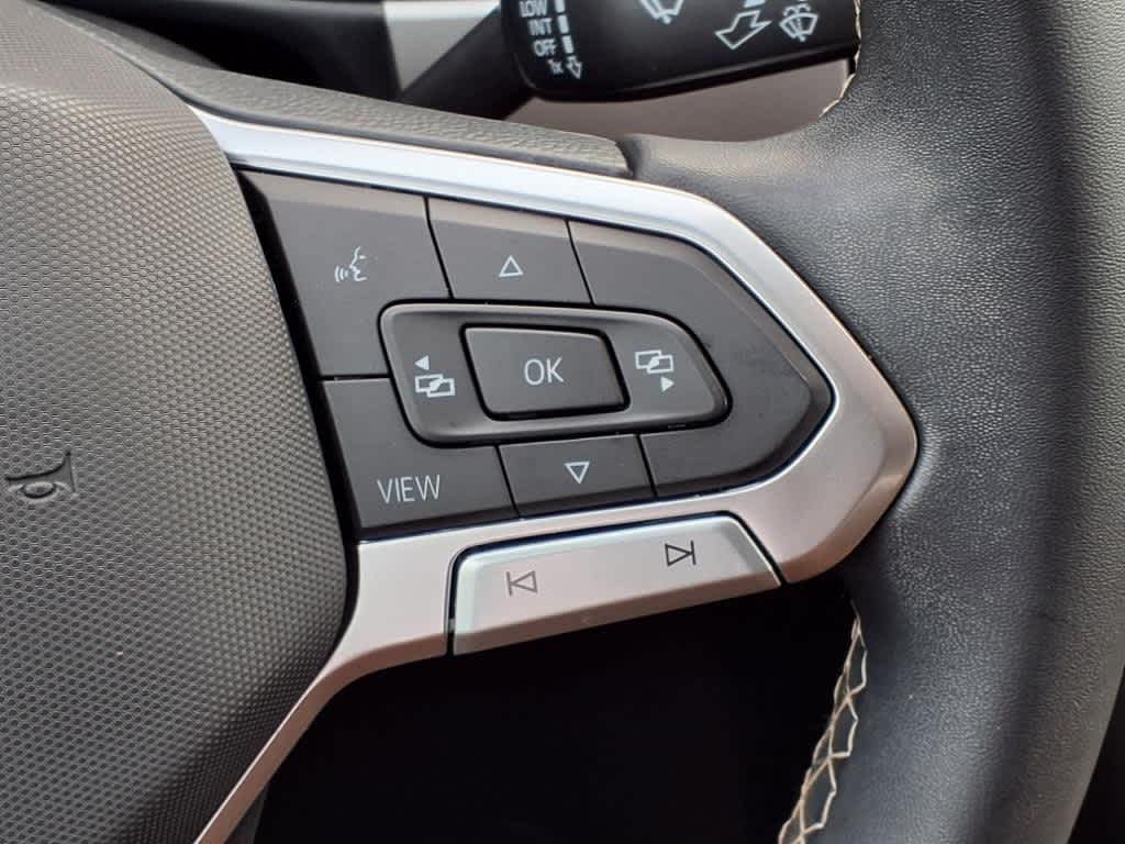 Thumbnail: 2023 Volkswagen Atlas - 18