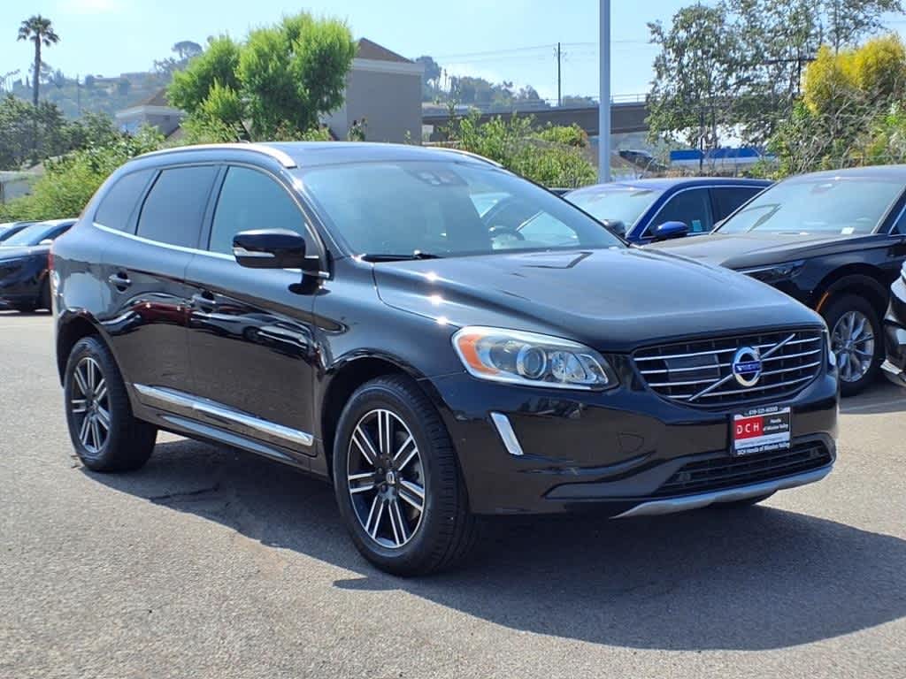 Thumbnail: 2016 Volvo XC60 - 3
