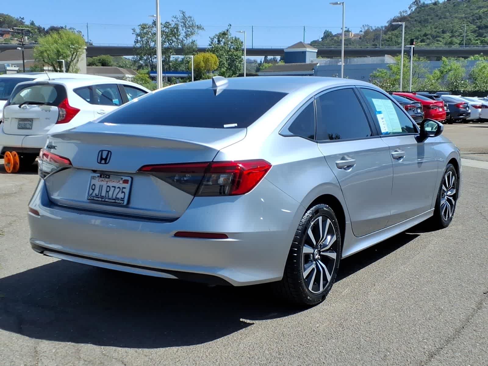 Thumbnail: 2024 Honda Civic - 4