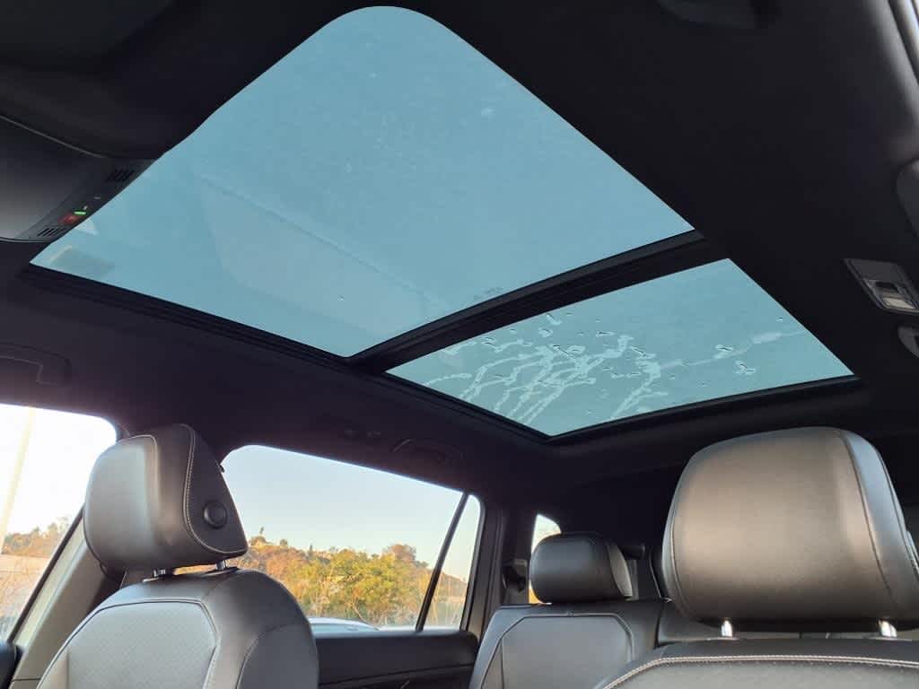 Thumbnail: 2022 Volkswagen Tiguan - 16