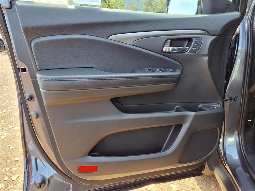 Thumbnail: 2022 Honda Pilot - 14