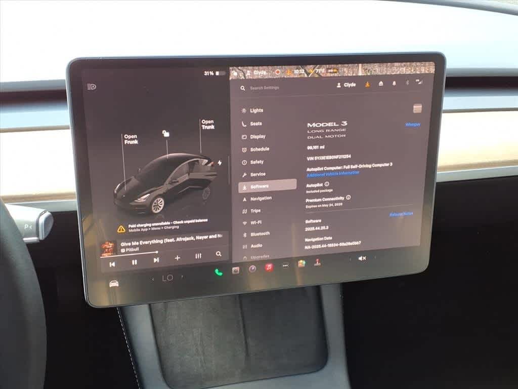 Thumbnail: 2022 Tesla Model 3 - 19