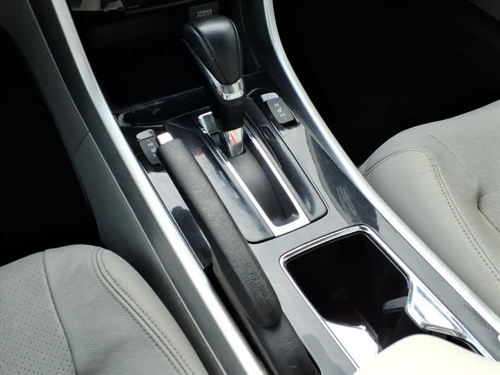 Thumbnail: 2016 Honda Accord - 22