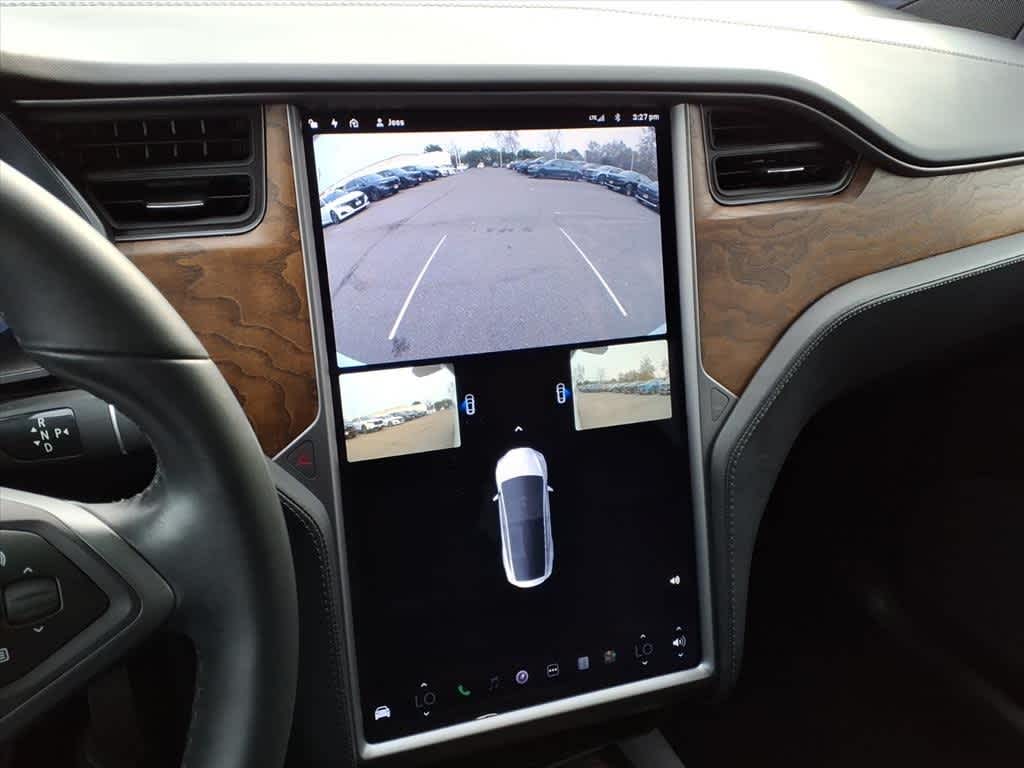 Thumbnail: 2018 Tesla Model X - 23